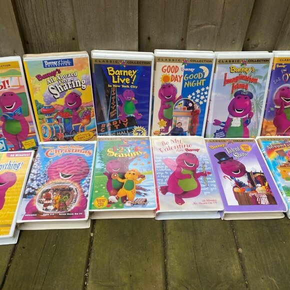LOT OF 12 Vintage 90s Barney VHS Tapes - Barney in Space, Barney Live, Barney - Picture 3 of 12